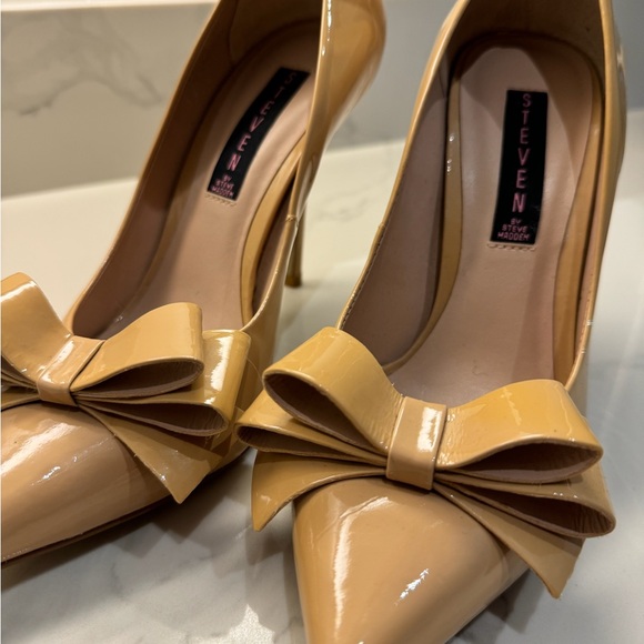 Steve Madden Heels - Picture 2 of 6